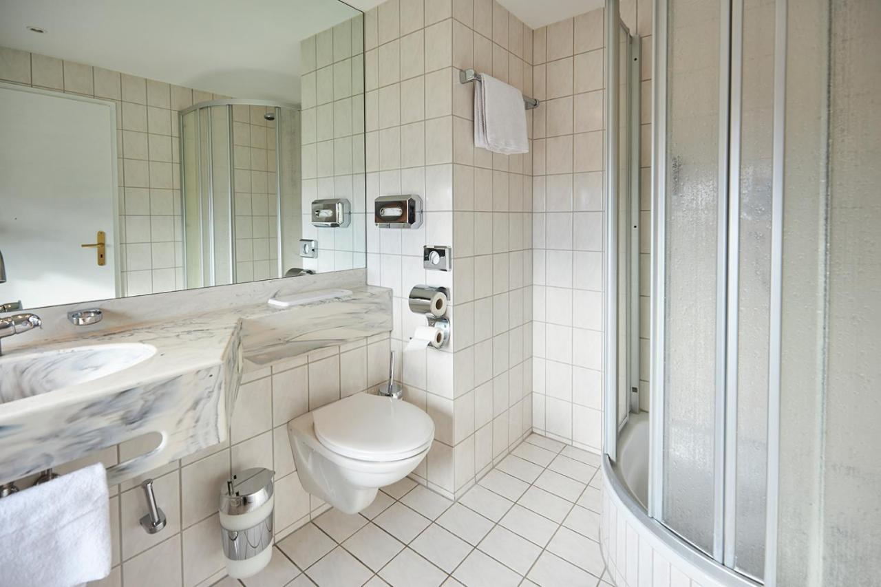 Erck- Flair Hotel & Restaurant Bad Schönborn Eksteriør billede