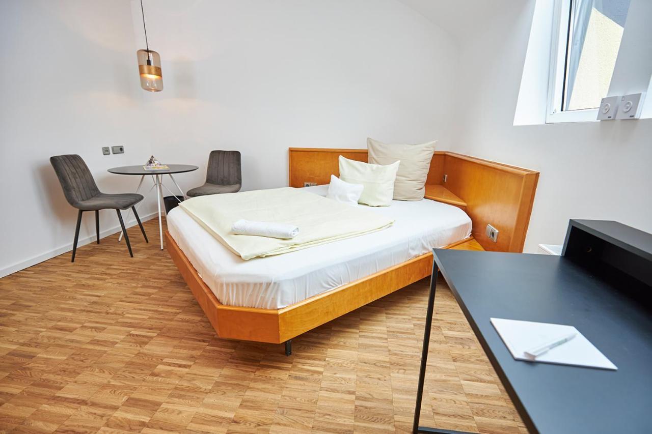 Erck- Flair Hotel & Restaurant Bad Schönborn Eksteriør billede