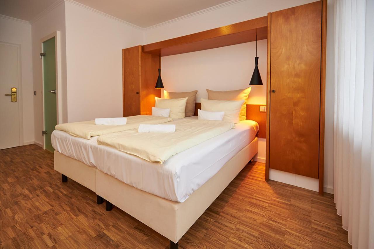 Erck- Flair Hotel & Restaurant Bad Schönborn Eksteriør billede