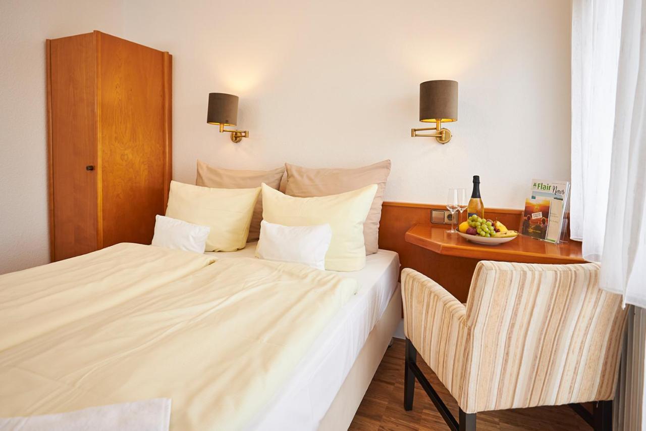 Erck- Flair Hotel & Restaurant Bad Schönborn Eksteriør billede